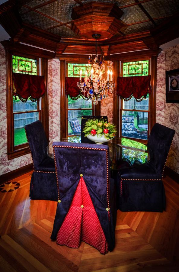 The Victoria Bed & Breakfast Bentonville Ngoại thất bức ảnh