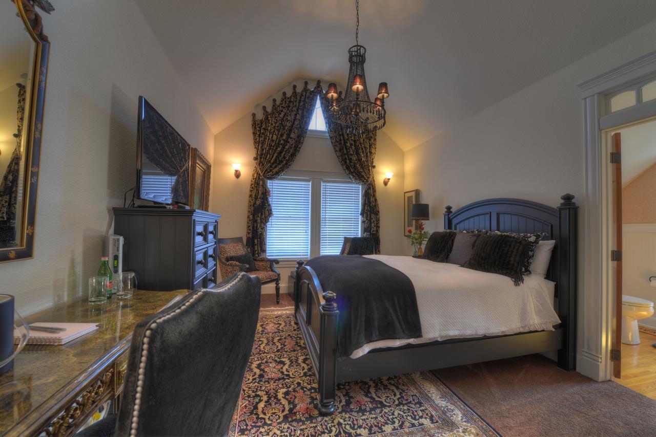 The Victoria Bed & Breakfast Bentonville Ngoại thất bức ảnh