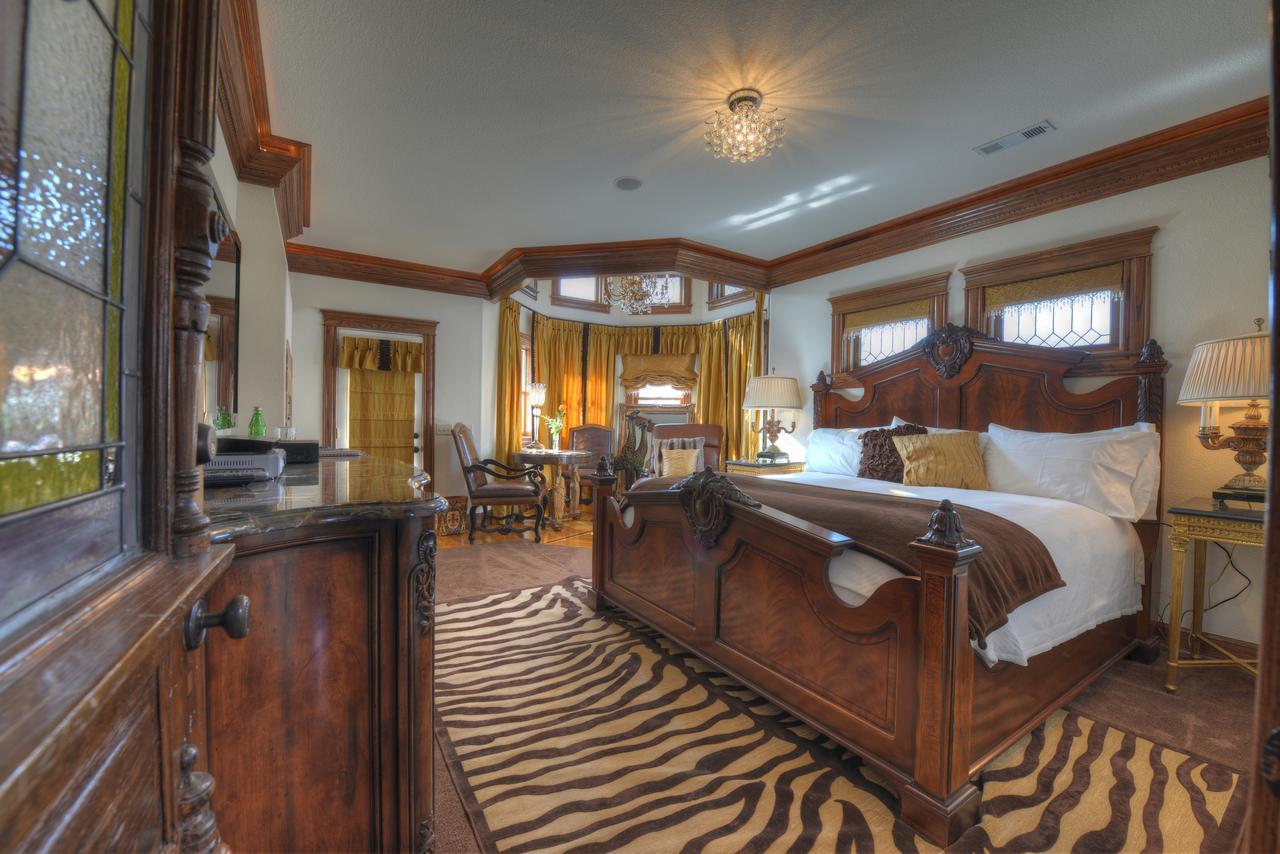The Victoria Bed & Breakfast Bentonville Ngoại thất bức ảnh