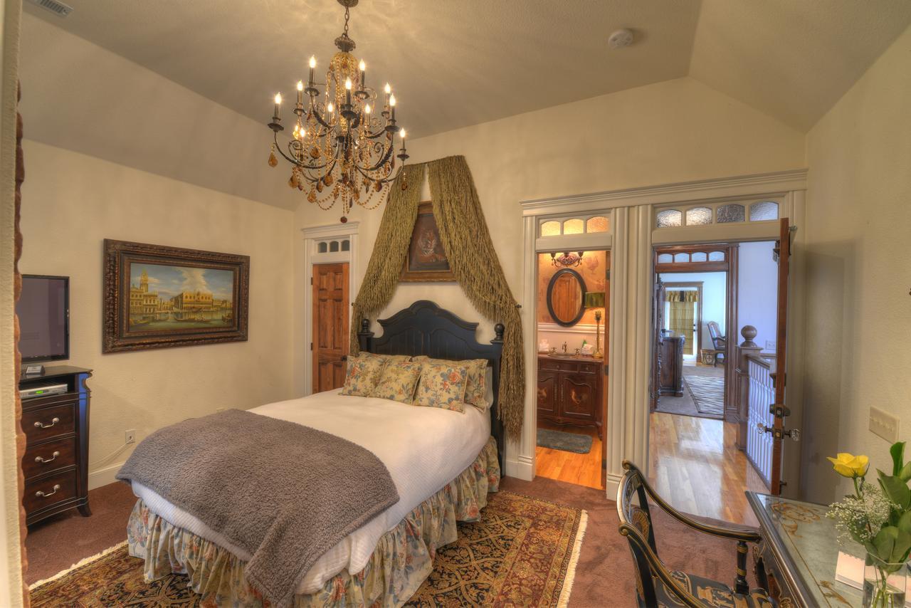 The Victoria Bed & Breakfast Bentonville Ngoại thất bức ảnh