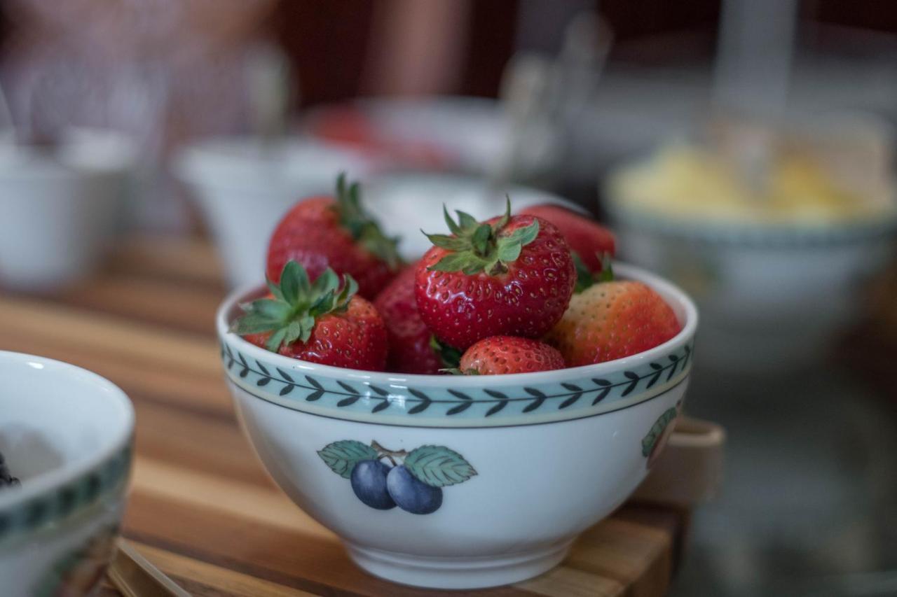 The Victoria Bed & Breakfast Bentonville Ngoại thất bức ảnh