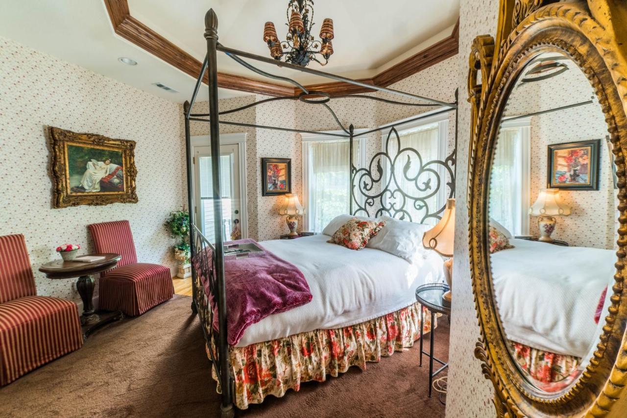 The Victoria Bed & Breakfast Bentonville Ngoại thất bức ảnh